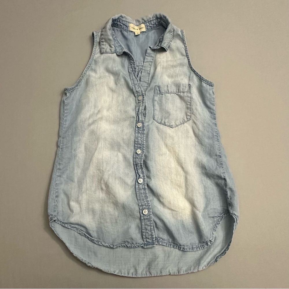 Cloth & Stone Top Womens Small S Tencel Lyocell Sleeveless Button Chambray Beach